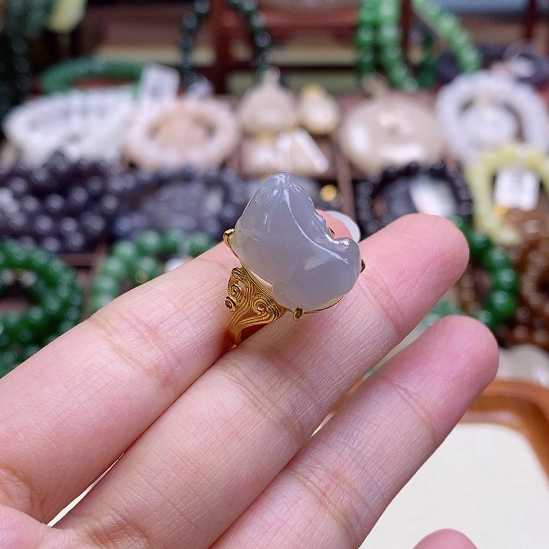 和田玉未镶嵌颈饰早间福利银镶浓烟紫