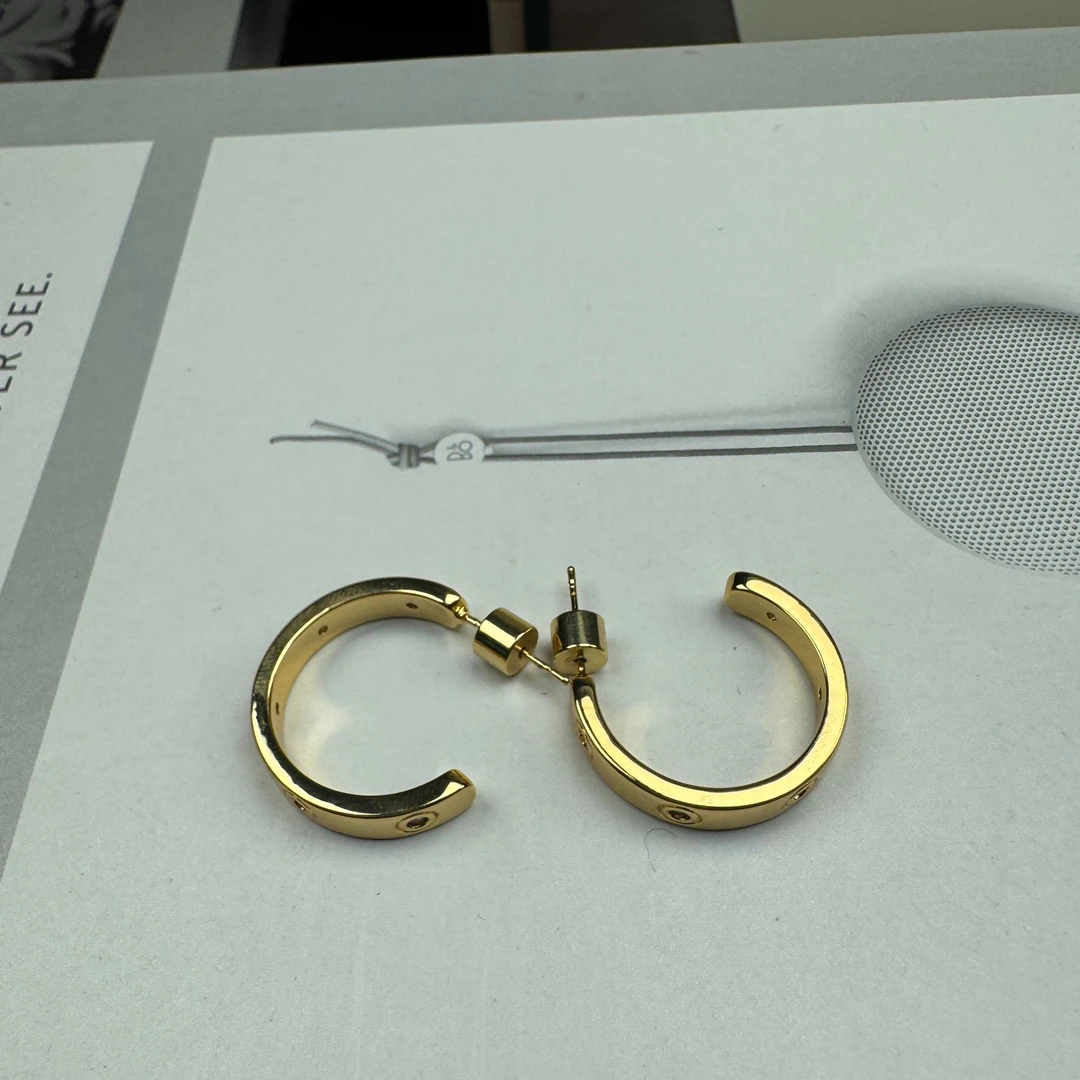 铜合金合成锆石耳饰 轻奢时尚百搭复古简约金色素款耳钉ed3178