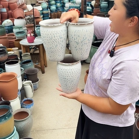 口13高20瑕疵三个盆子。