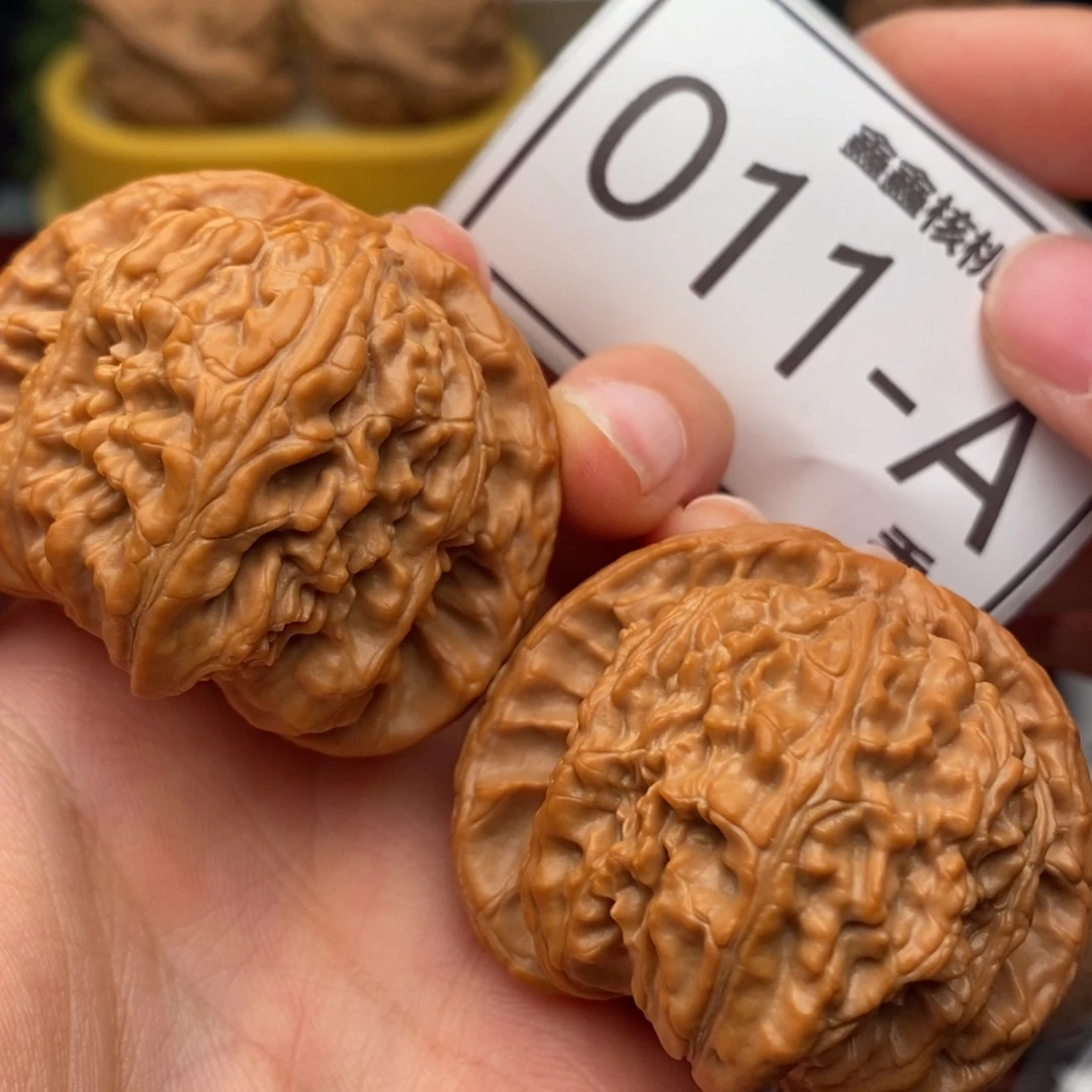 把件文玩核桃白狮子45……