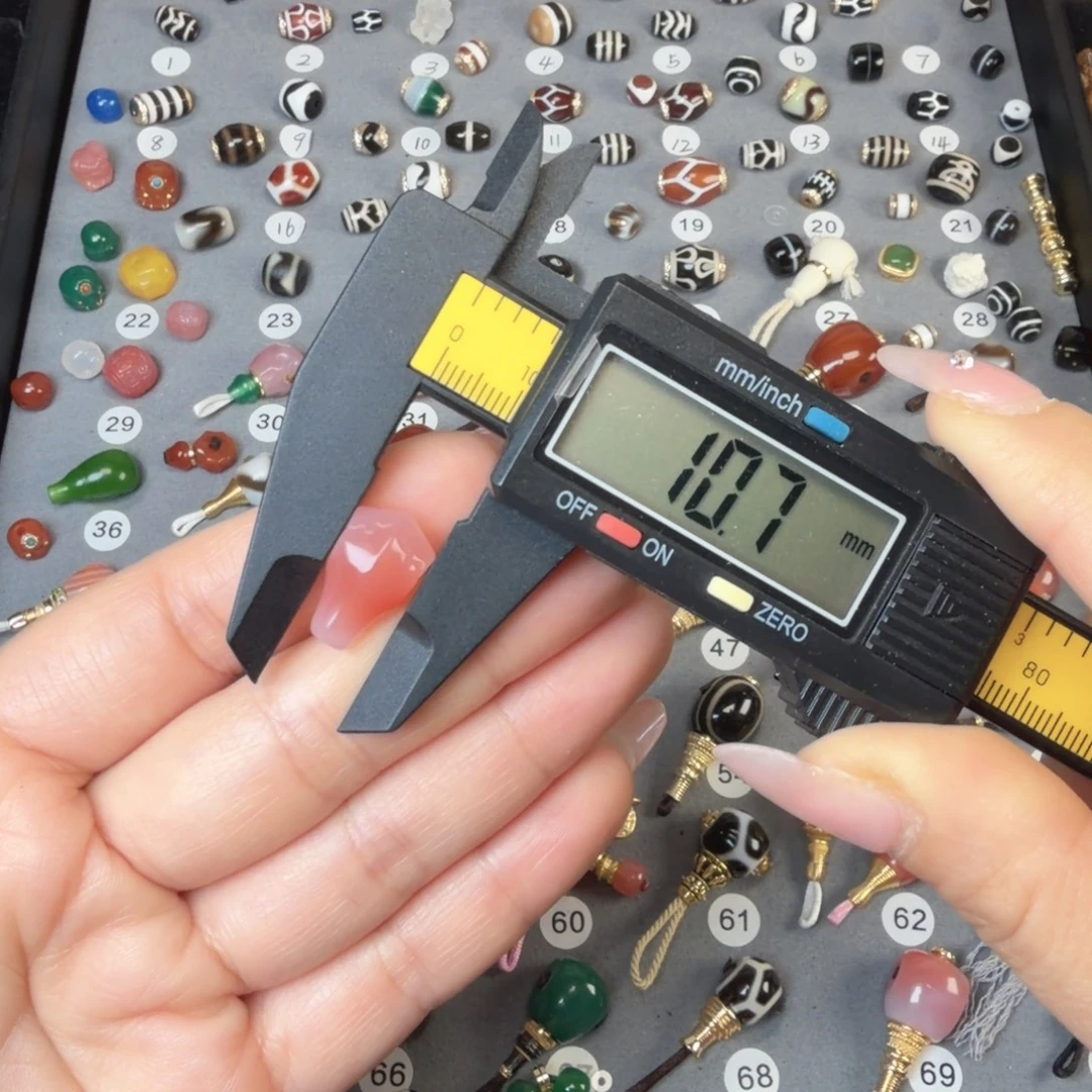 玛瑙/玉髓未镶嵌饰品