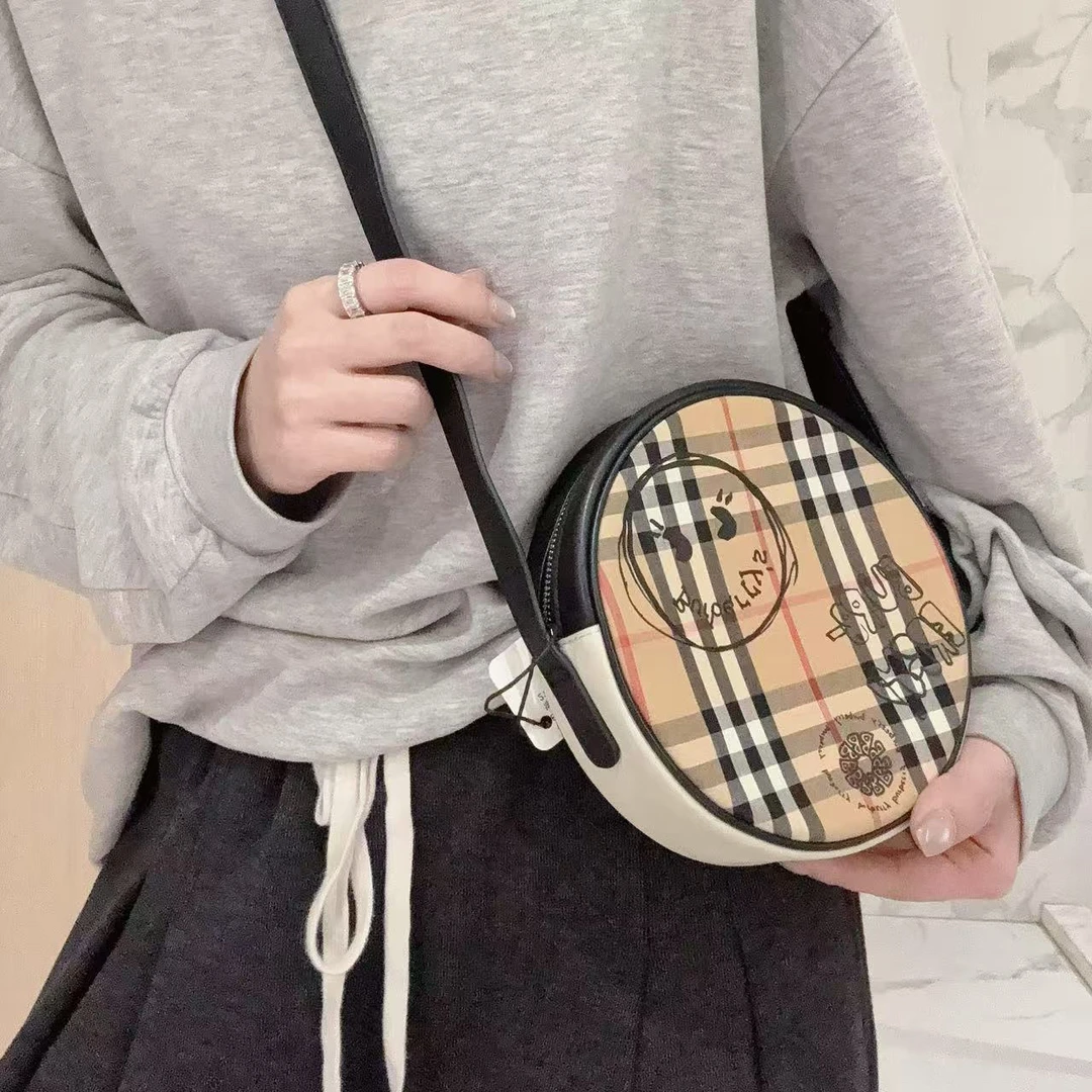 95新 BURBERRY/博柏利 【蕾】 1QP607 格纹涂鸦圆饼单肩包