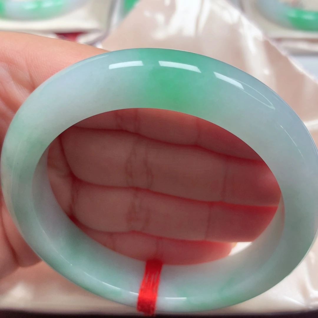 翡翠未镶嵌手镯28宽版冰胶阳绿