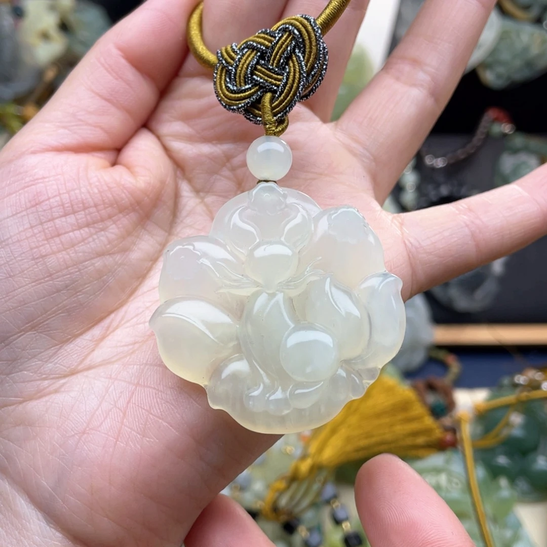 蛇纹石玉颈饰未镶嵌大*