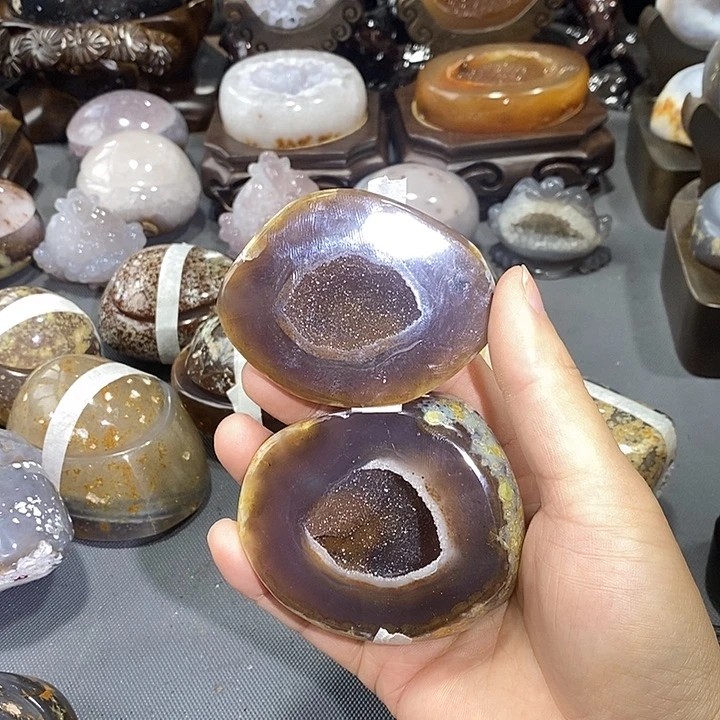 未镶嵌摆件水晶聚宝盆