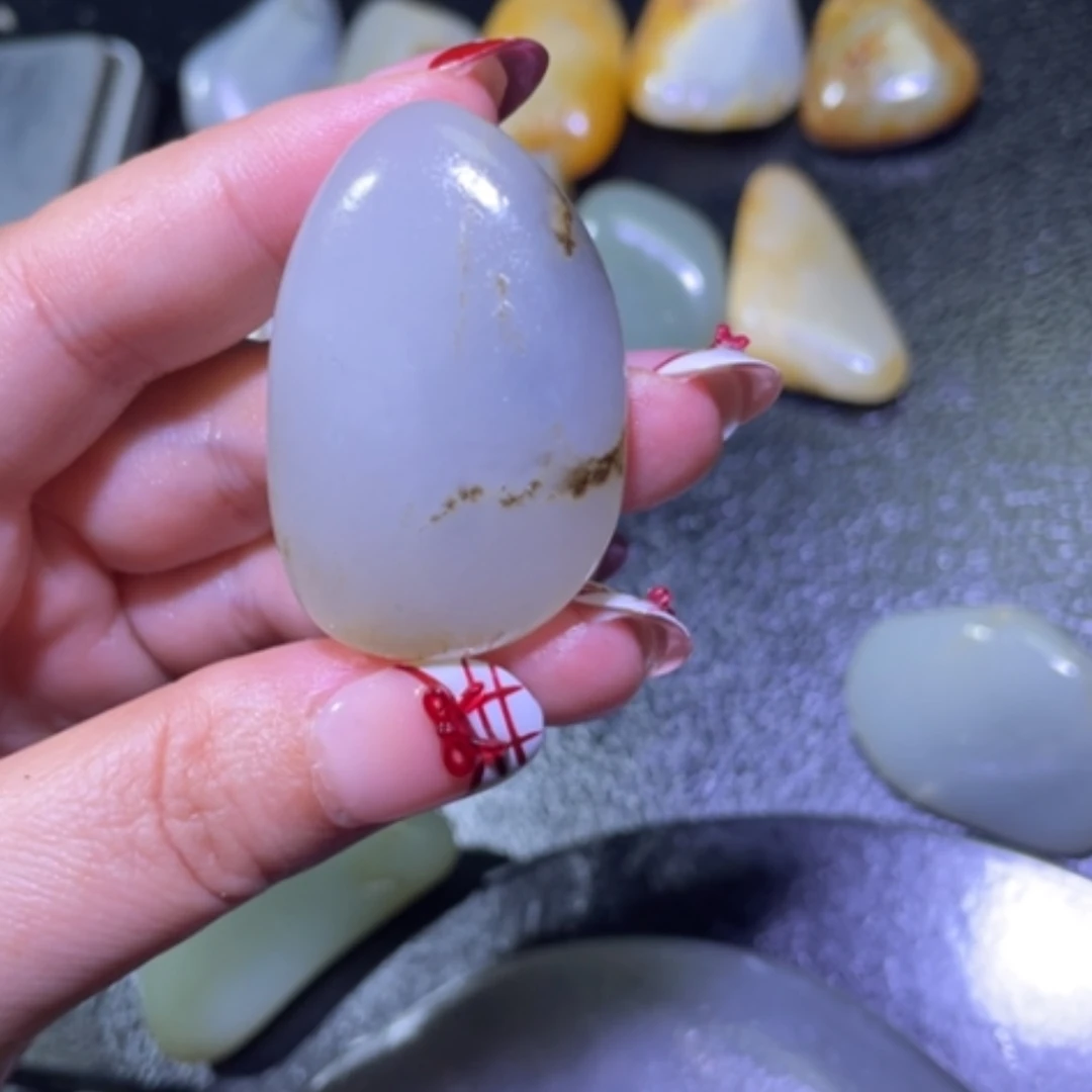 【闪购商品】颈饰未镶嵌和田玉青*