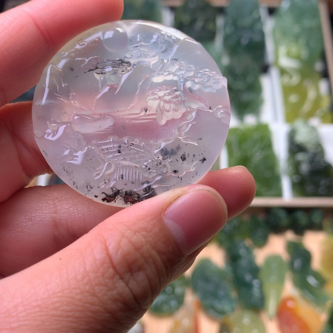 蛇纹石玉未镶嵌挂件山水