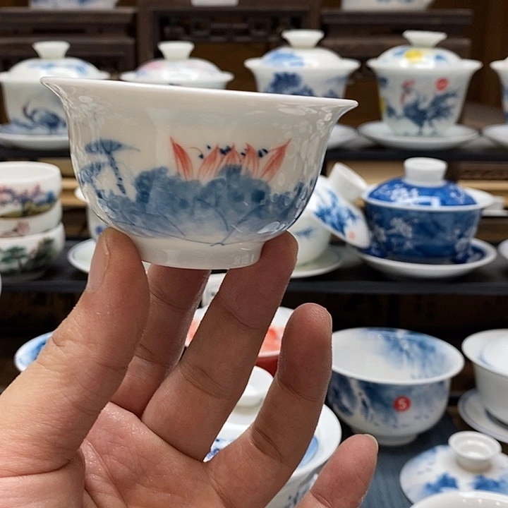 手绘微瑕荷花压手杯