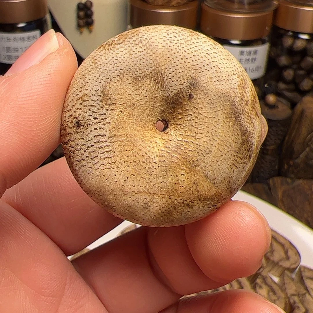 沉香吊坠净*柬埔寨菩萨棋老料平安扣6克