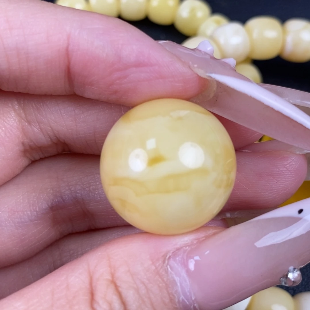 琥珀未镶嵌珠宝奇石251