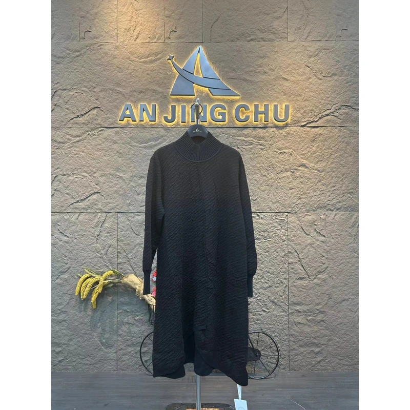 83【 原创设计师】时尚气质大码针织连衣裙秋冬休闲打底裙百搭复古