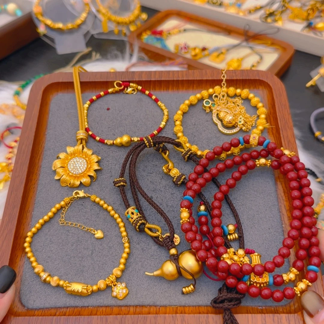 布艺铜合金苏奇专属送葫芦项链