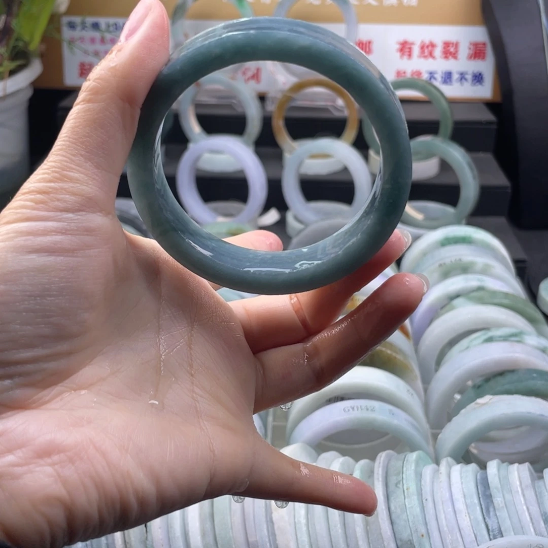 【闪购商品】未镶嵌手镯定制翡翠ꪶ****?