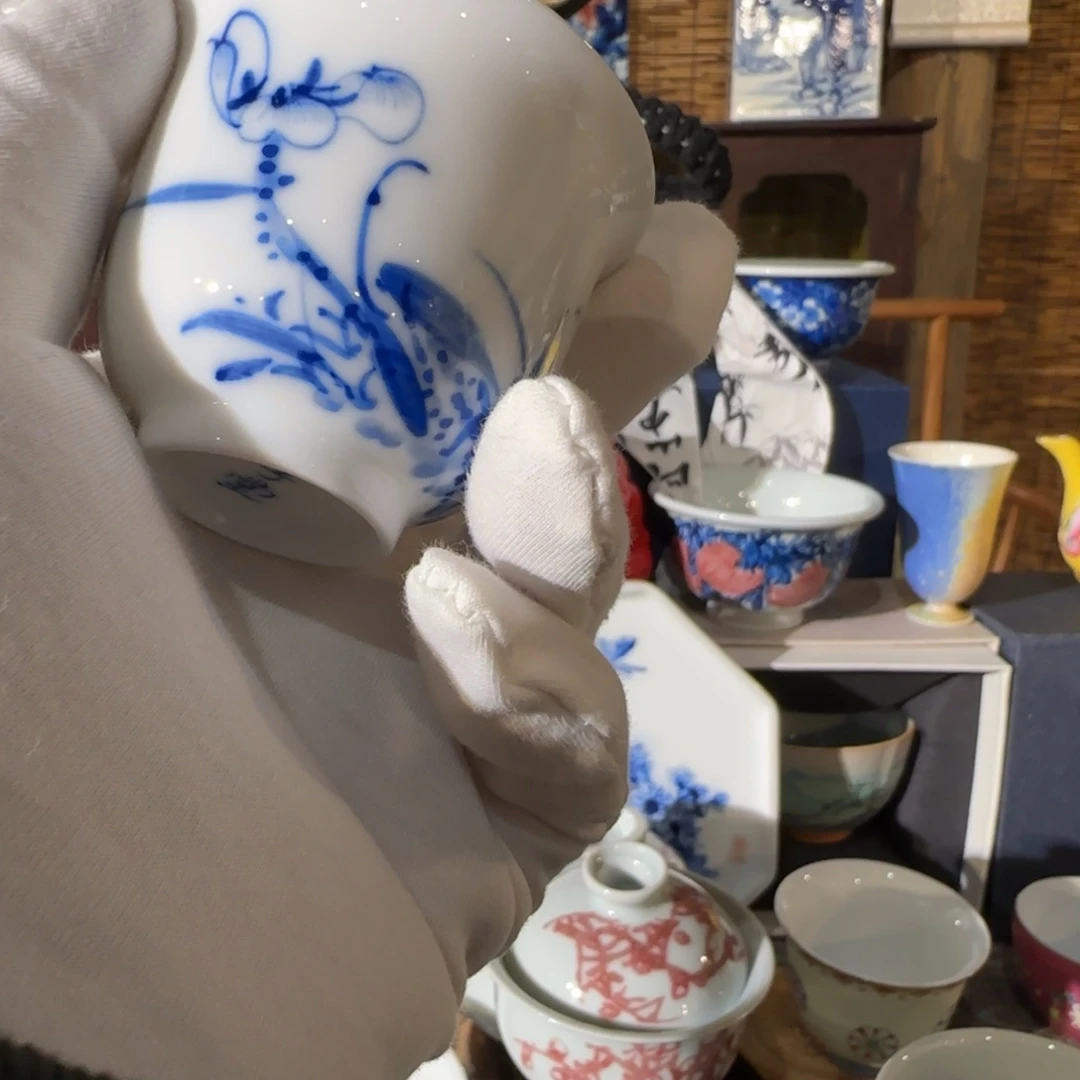 瓷青花荷花铃铛杯手绘青花