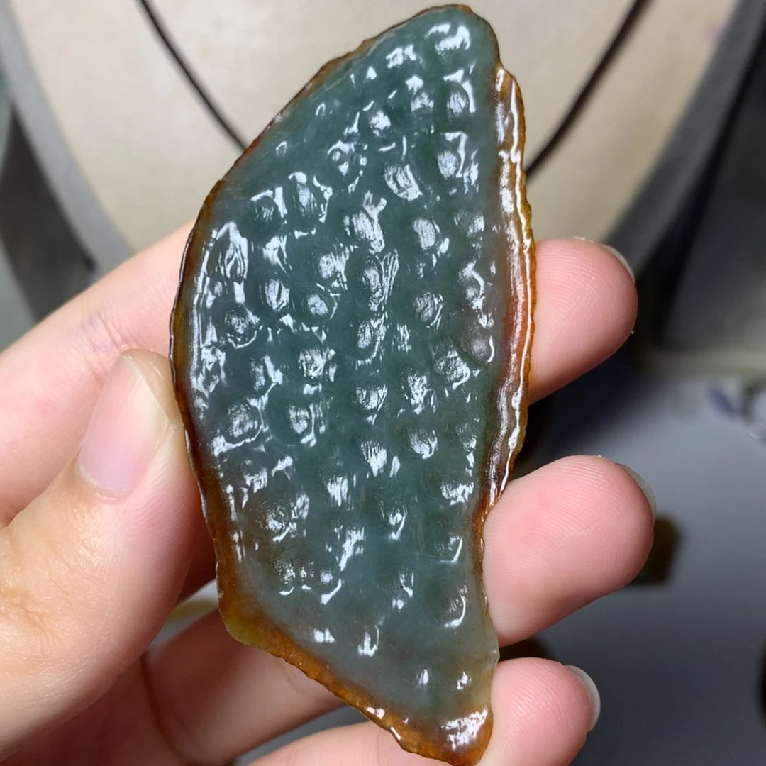 翡翠未镶嵌颈饰吊坠