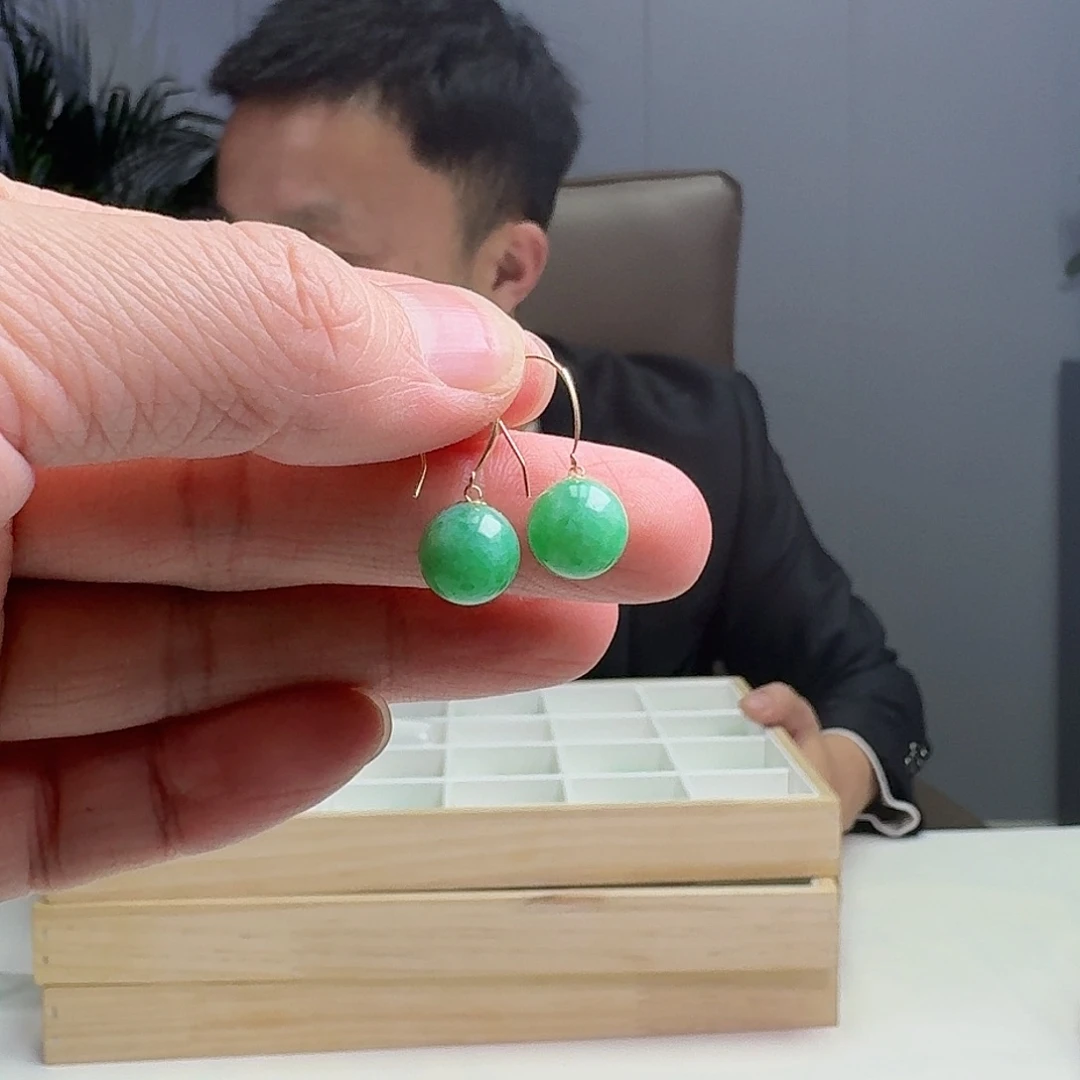 翡翠耳饰18K金镶嵌天然