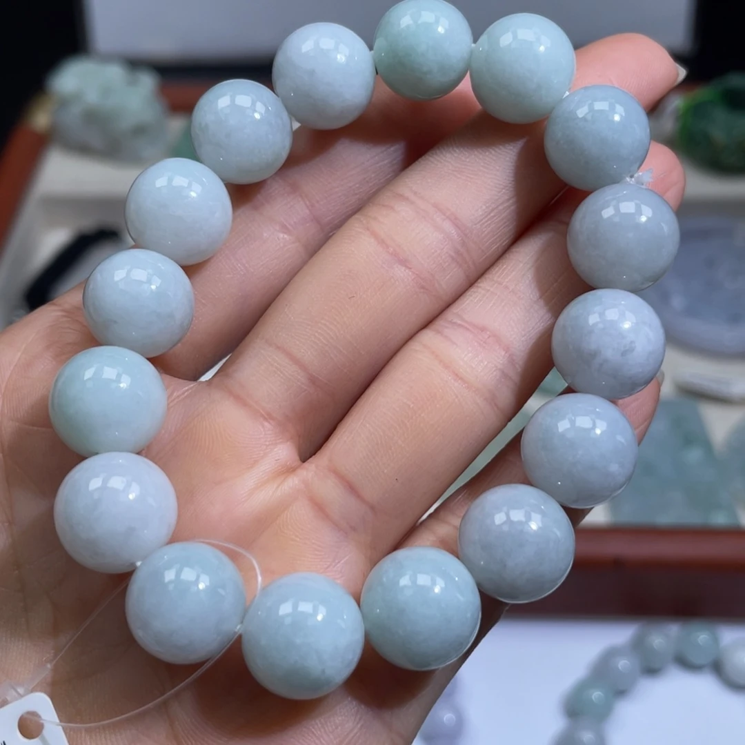 翡翠未镶嵌颈饰翡翠40