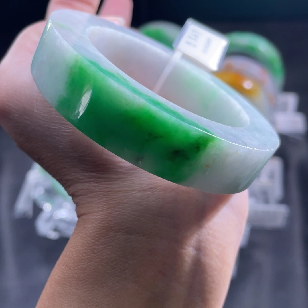 定制翡翠未镶嵌正圈