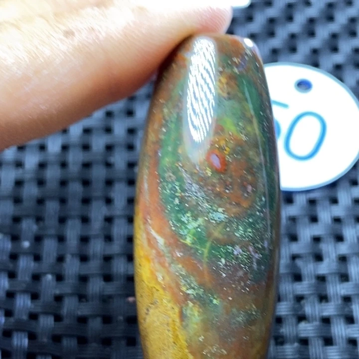 未镶嵌颈饰玛瑙/玉髓哈*