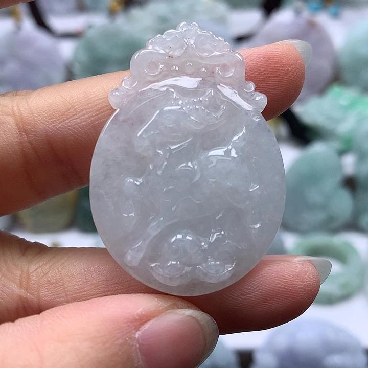 翡翠未镶嵌颈饰羊牌福利