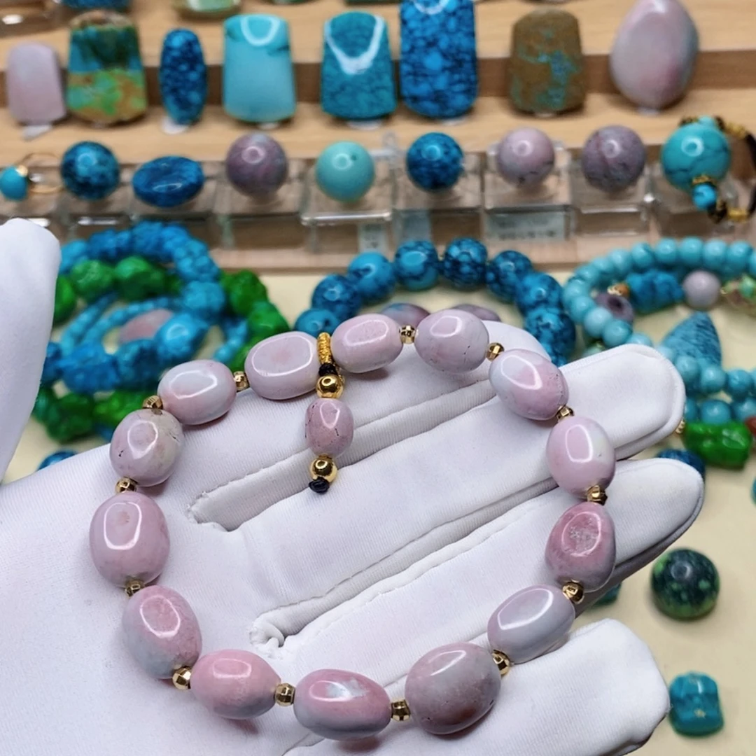 绿松石未镶嵌珠宝奇石