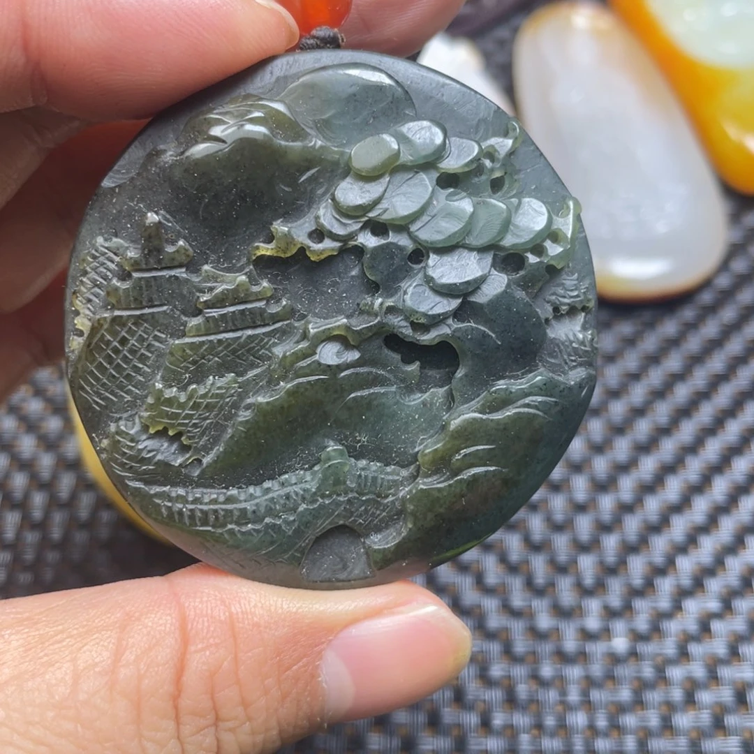 和田玉未镶嵌颈饰