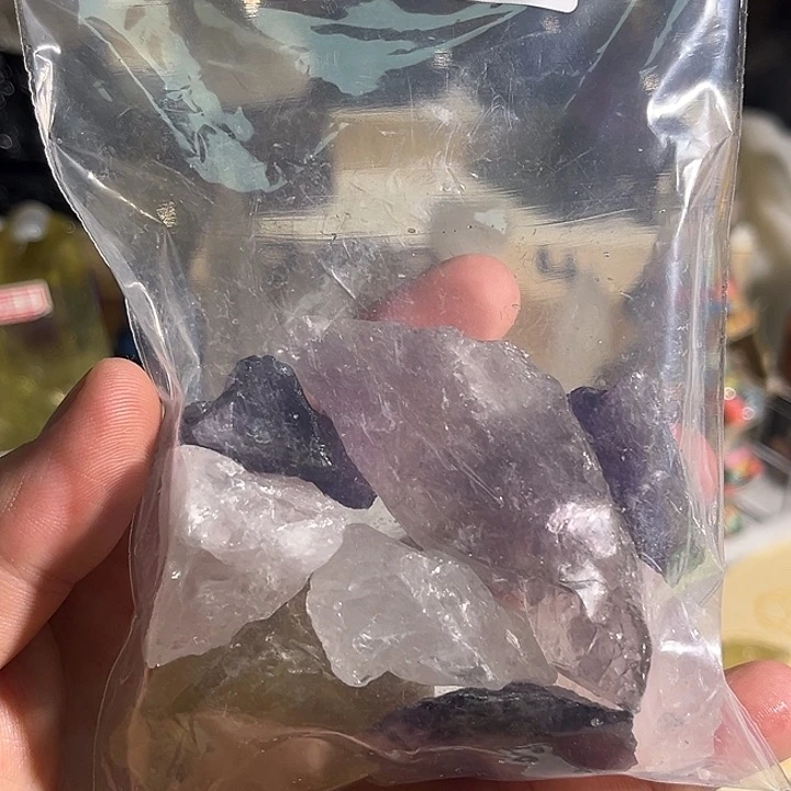 未镶嵌水晶大型摆件（非配饰）