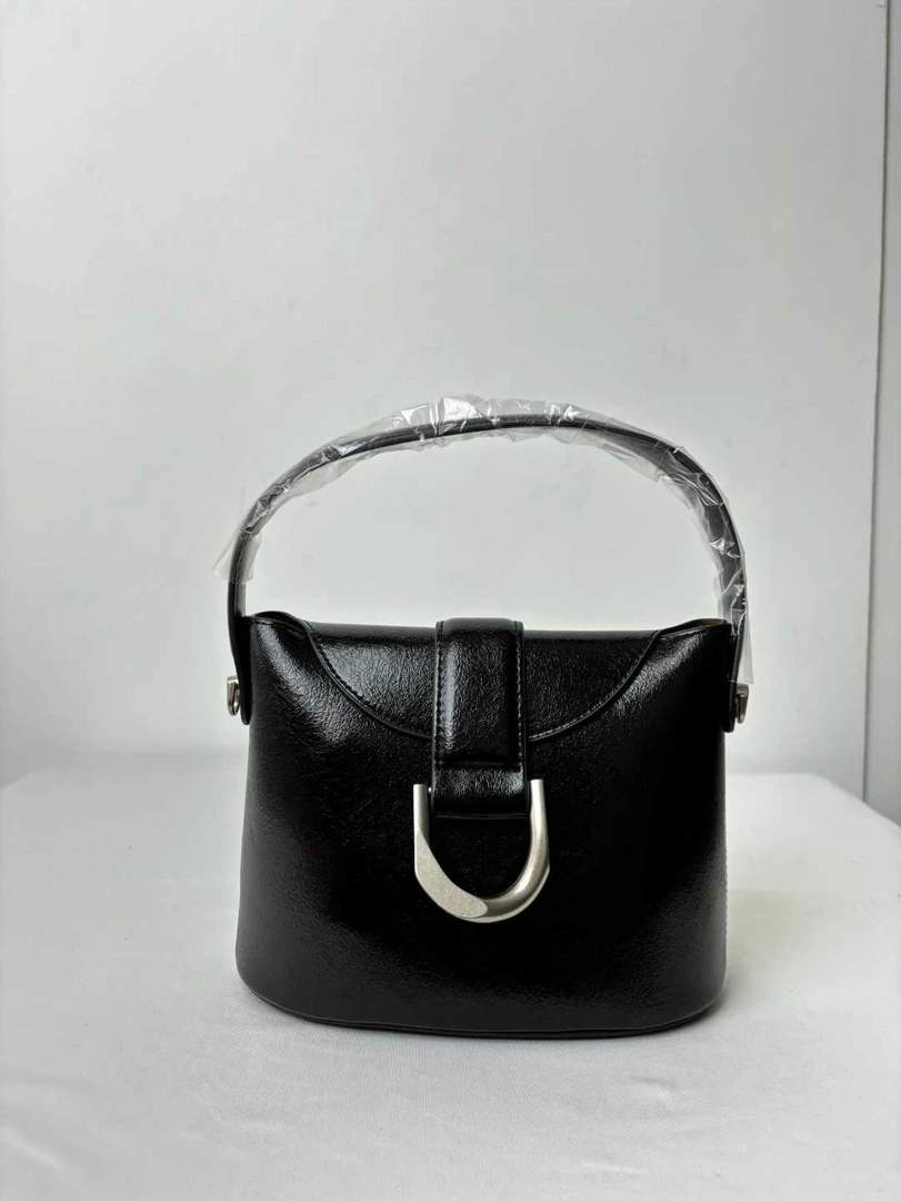 687黑色【点点精选】新款时尚轻奢百搭气质女包