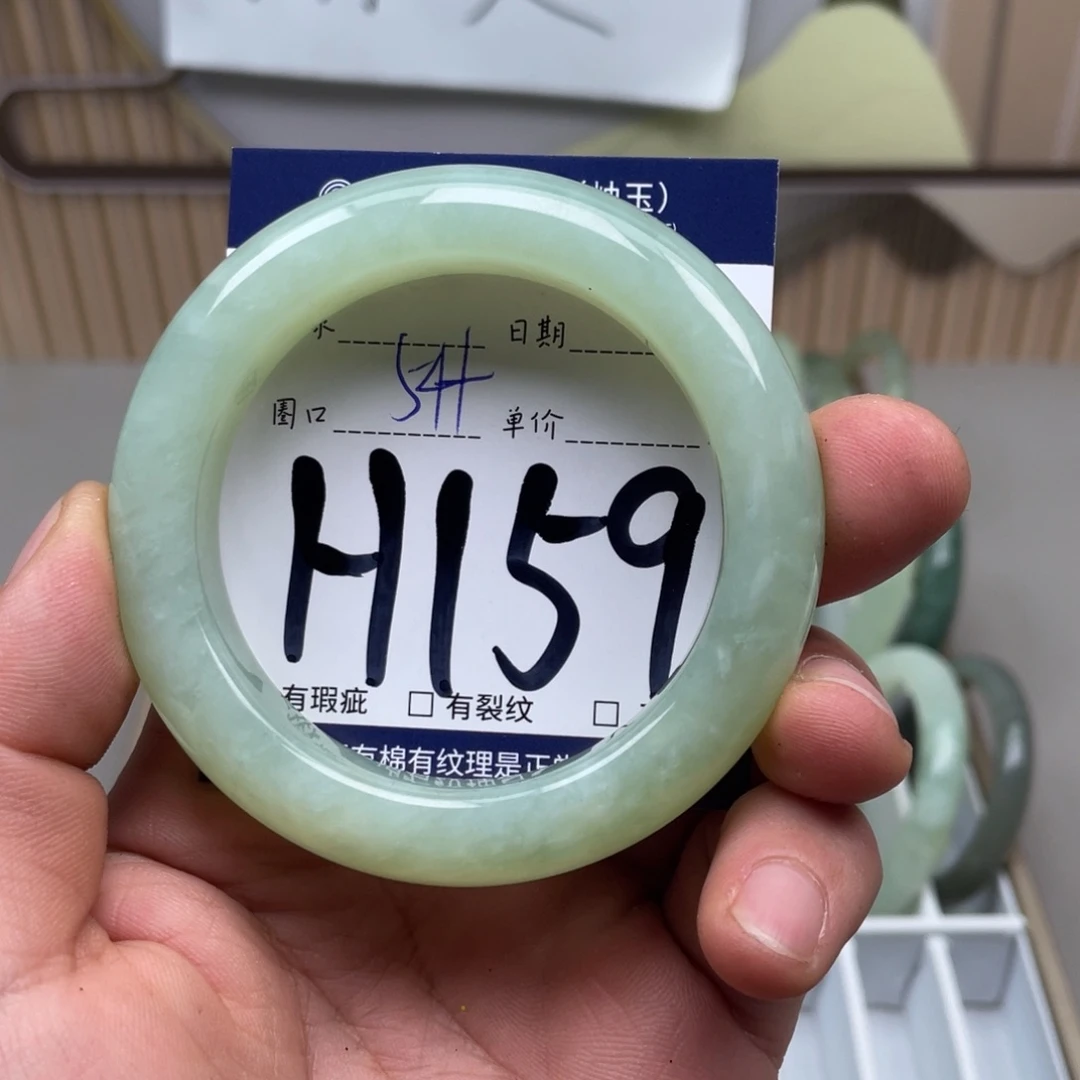 岫玉手镯手镯未镶嵌