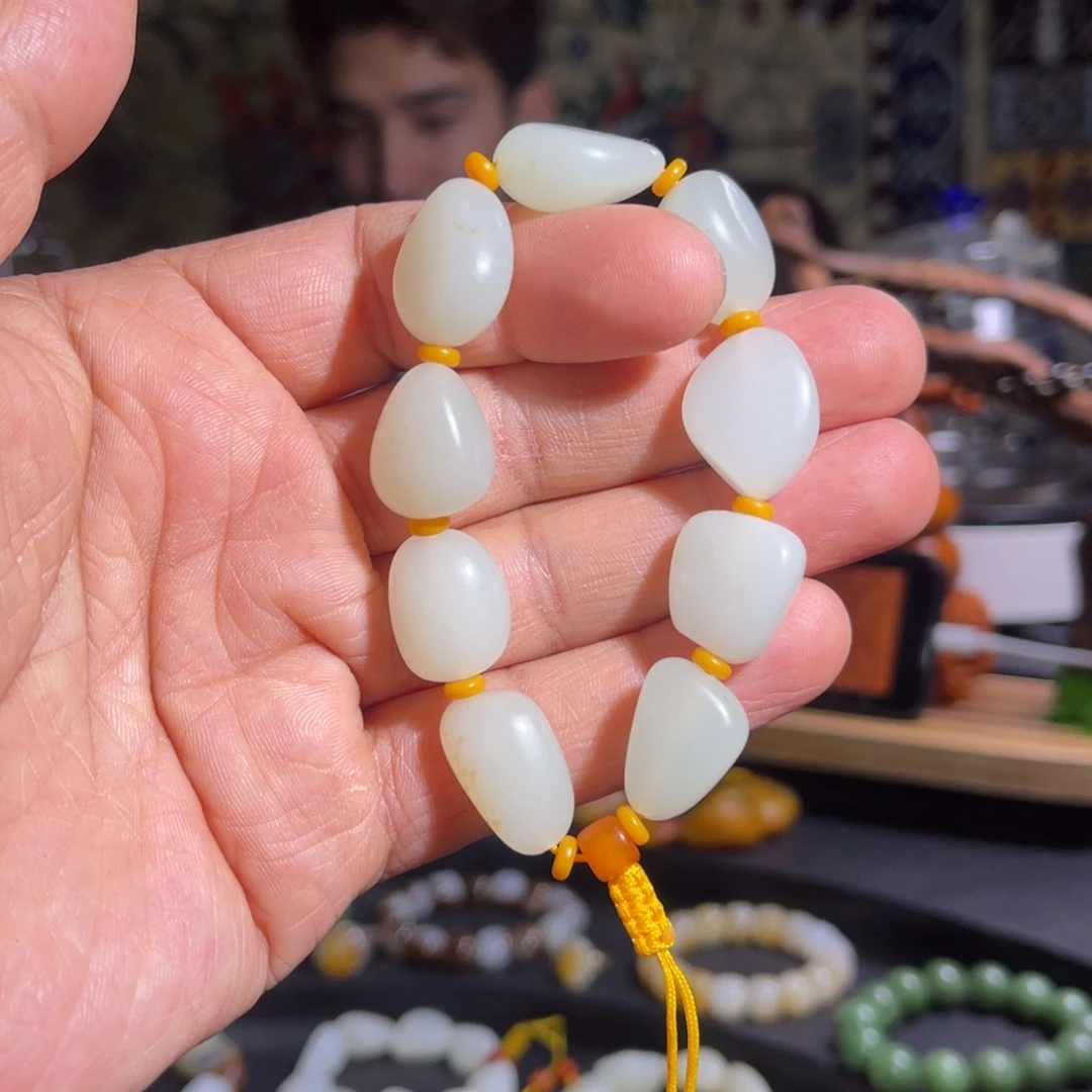 和田玉未镶嵌手链