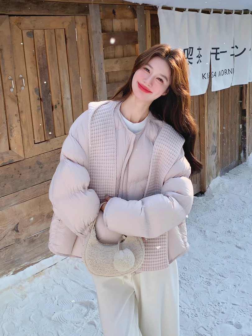 可拆卸针织连帽粉色女2025冬季新款气质云朵泡芙保暖棉衣棉服外套