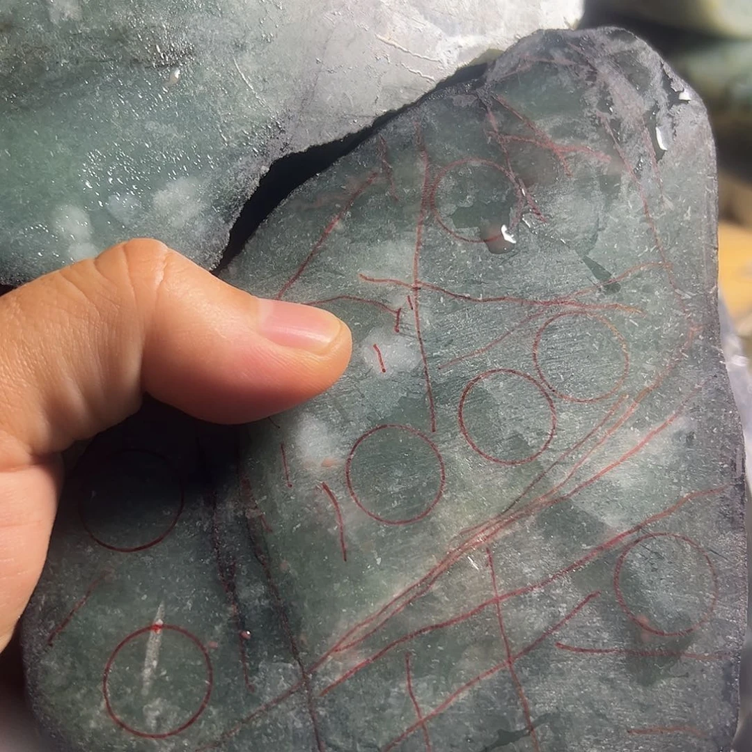 空***灵翡翠裸石缅甸翡翠