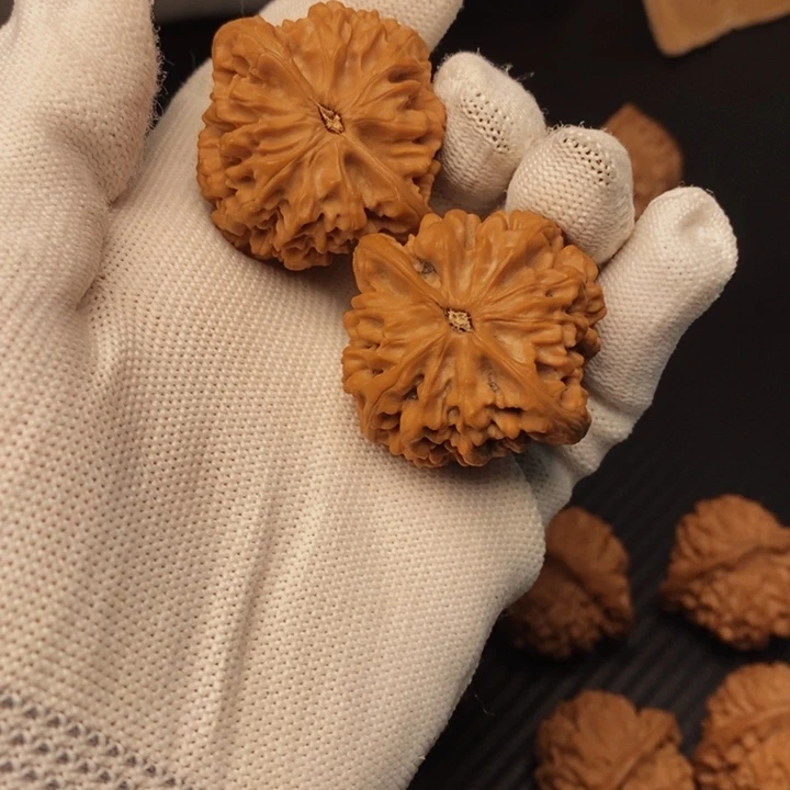 把件文玩核桃贝*霸秦岭秦闷