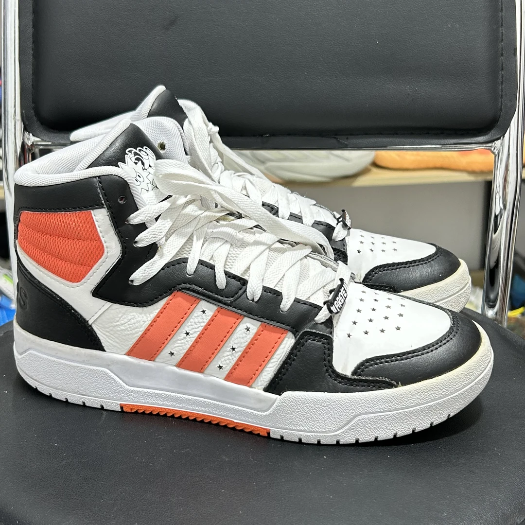40码 adidas neo Entrap 防滑耐磨 板鞋 黑色/白色/橘黄 二手正品