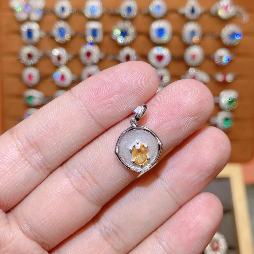 吊坠(不含链)18K金镶嵌蓝宝石0.88ct