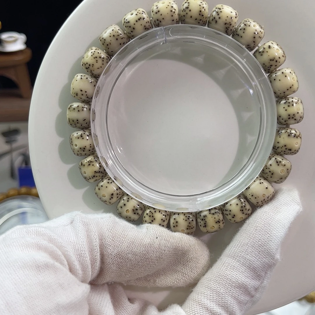 星月菩提手串石玉10×9一线天004