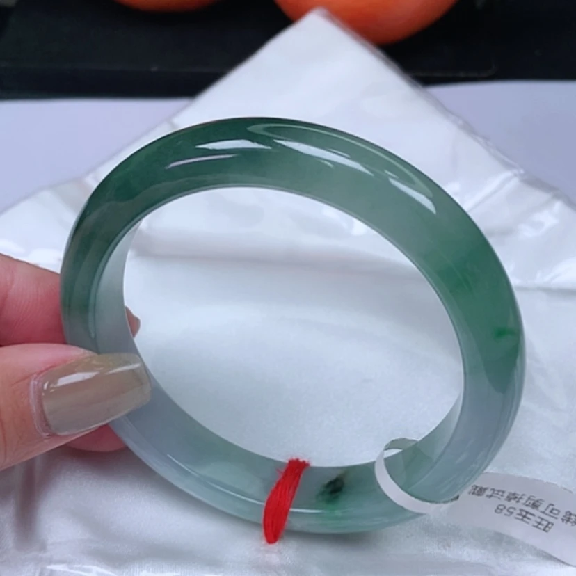 【闪购商品】翡翠手镯未镶嵌，