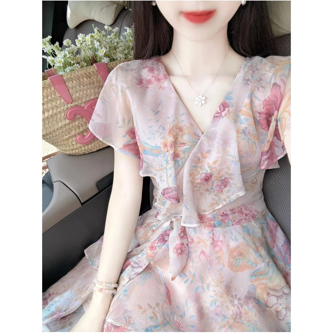 法式碎花V领短袖连衣裙女夏季绝美气质收腰显瘦荷叶边短裙子