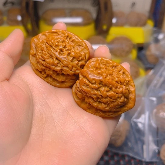 文玩核桃吊坠官帽