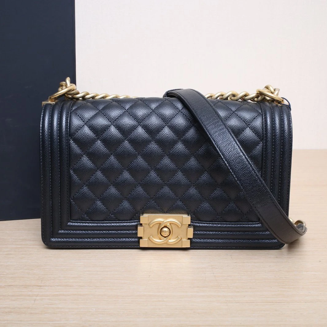 99新 Chanel/香奈儿  小花6枫 Leboy 中号 黑色 芯片开