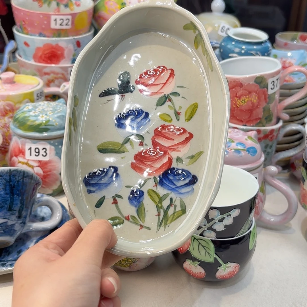 瓷片兔兔好可爱呀打