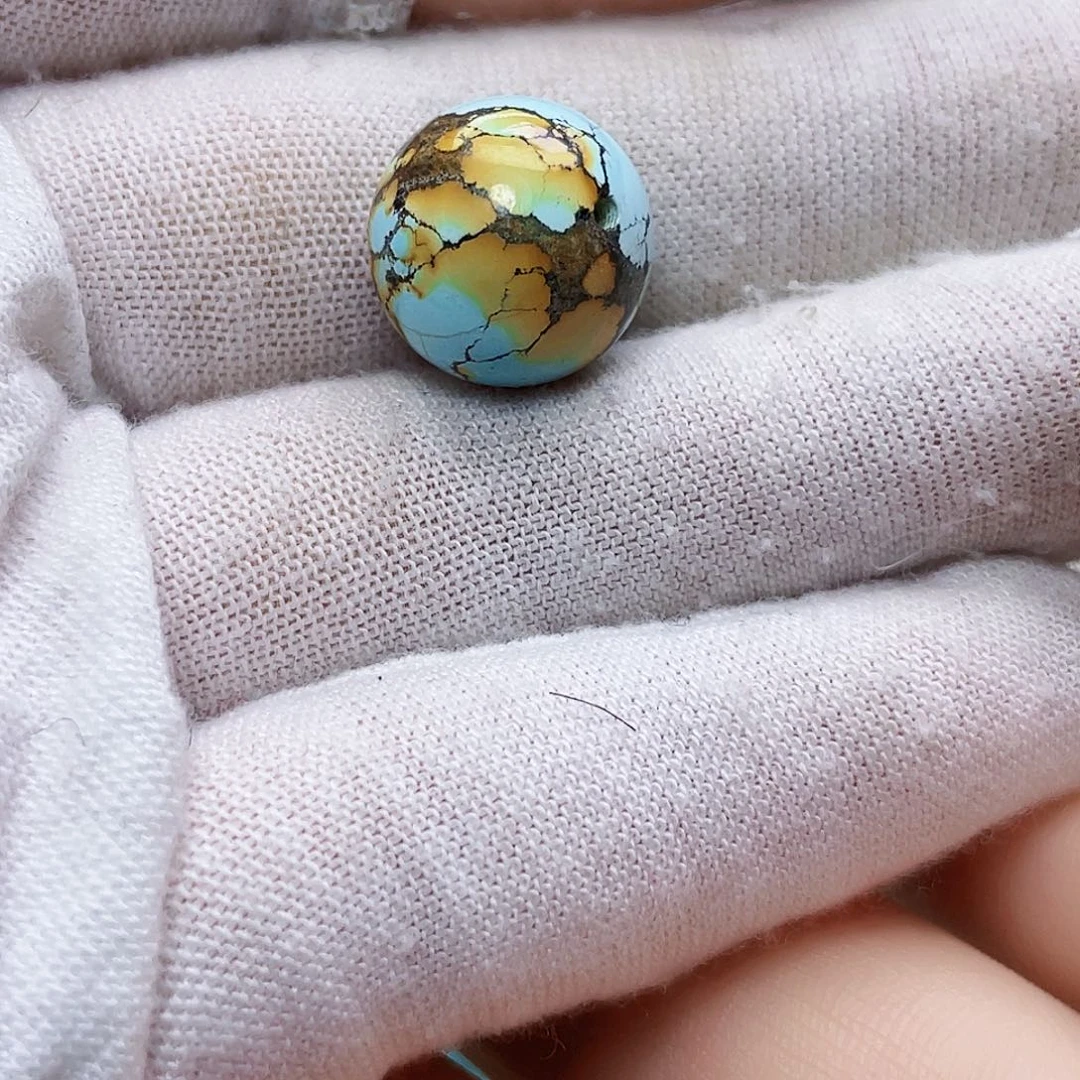 绿松石未镶嵌饰品