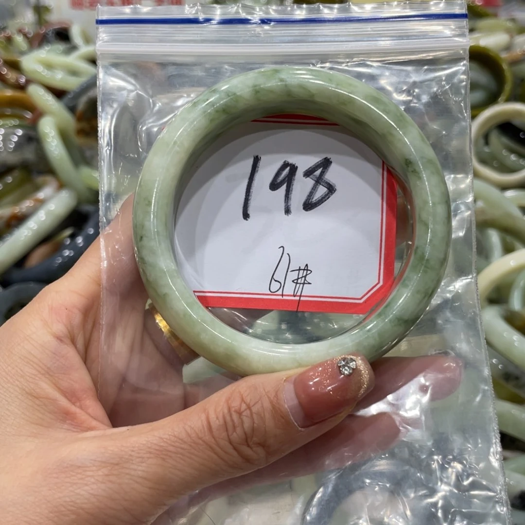 蛇纹石玉戒指未镶嵌