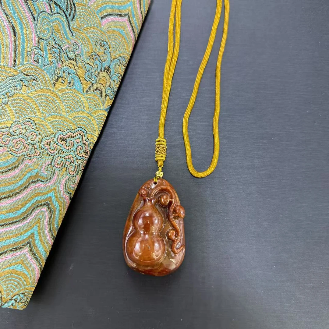 夏老师【珍藏精品】古滇药根吊坠A26