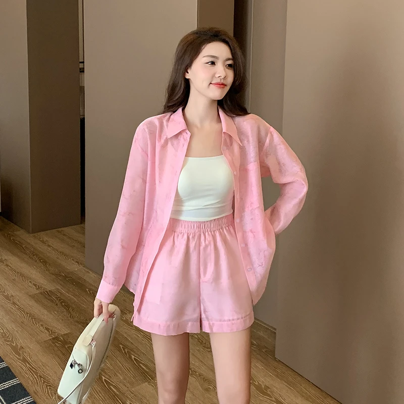 盐系穿搭粉色休闲运动套装女夏季宽松减龄轻薄衬衫阔腿短裤两件套