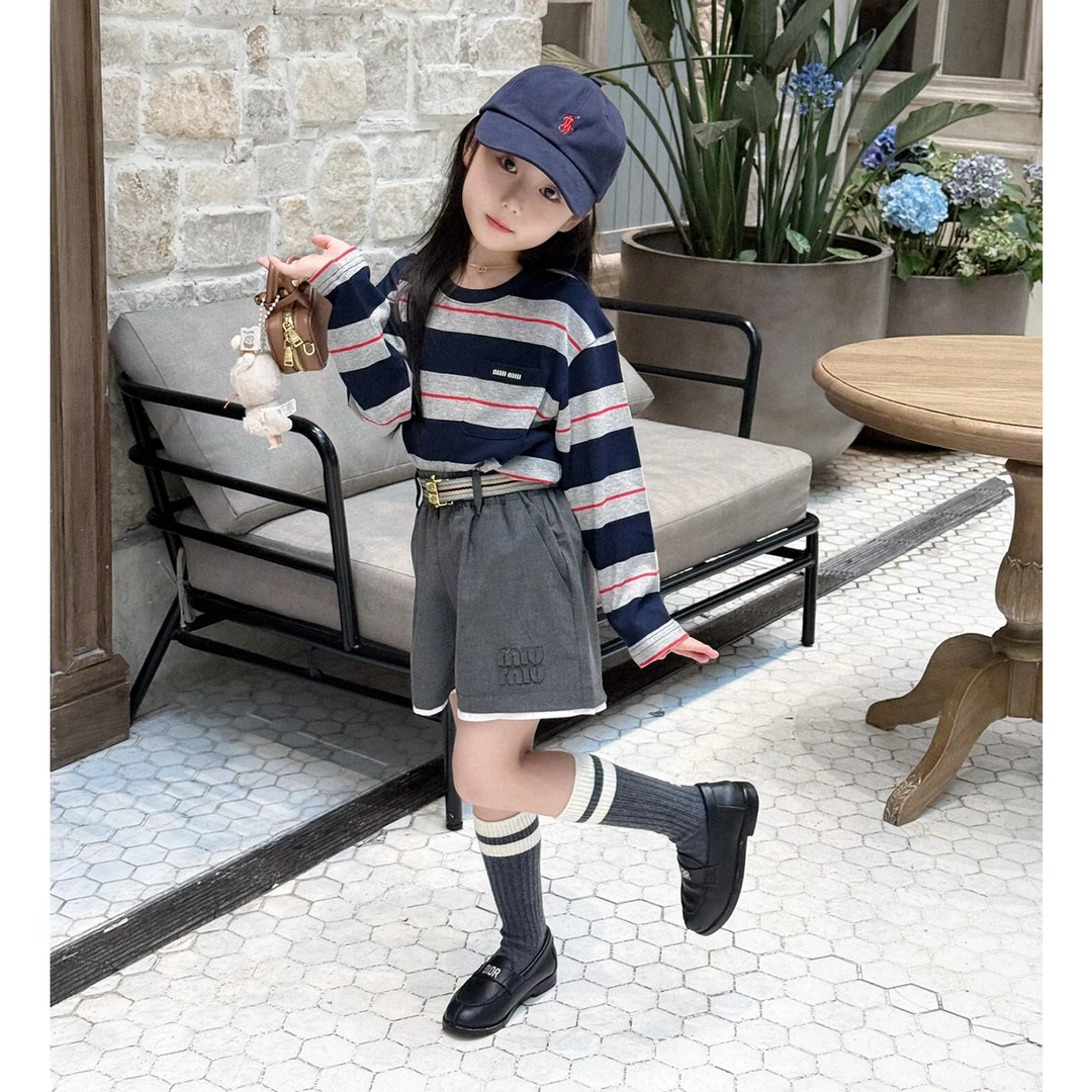 壹妈韩版童装女童秋季套装洋气儿童时髦百搭条纹休闲上衣灰色短裤
