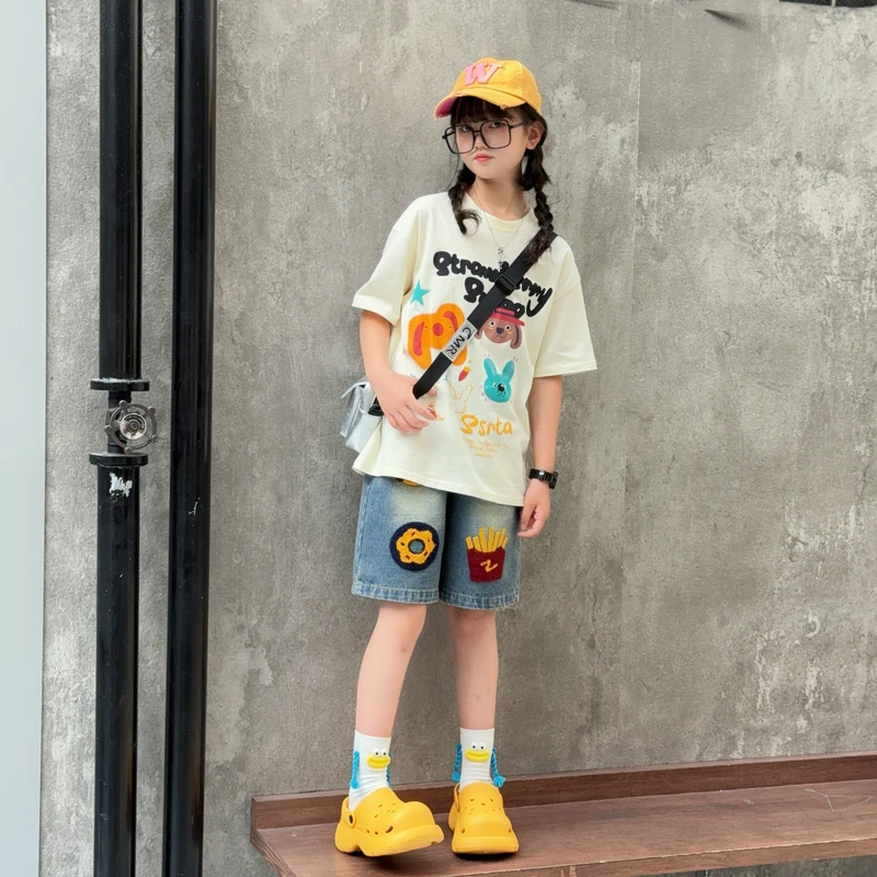 女童夏季套装新款小众潮流复古涂鸦短袖毛巾绣宽松牛仔中裤套装