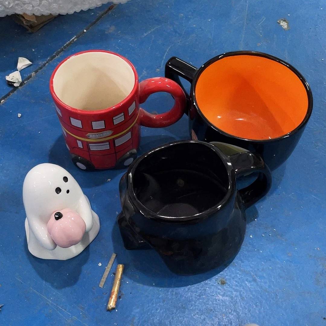 摆件电****.  磕碰。封釉。