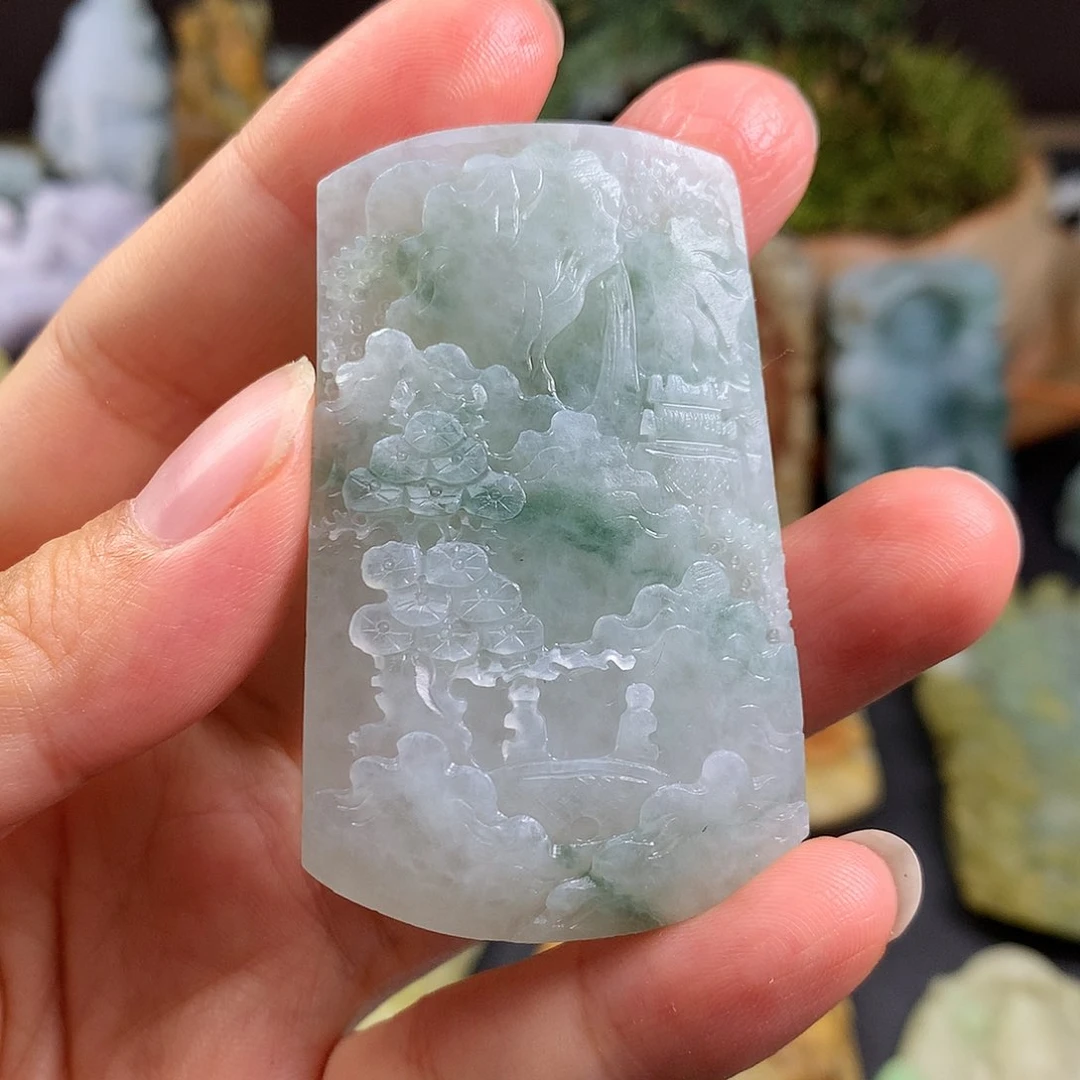 定制翡翠未镶嵌山水