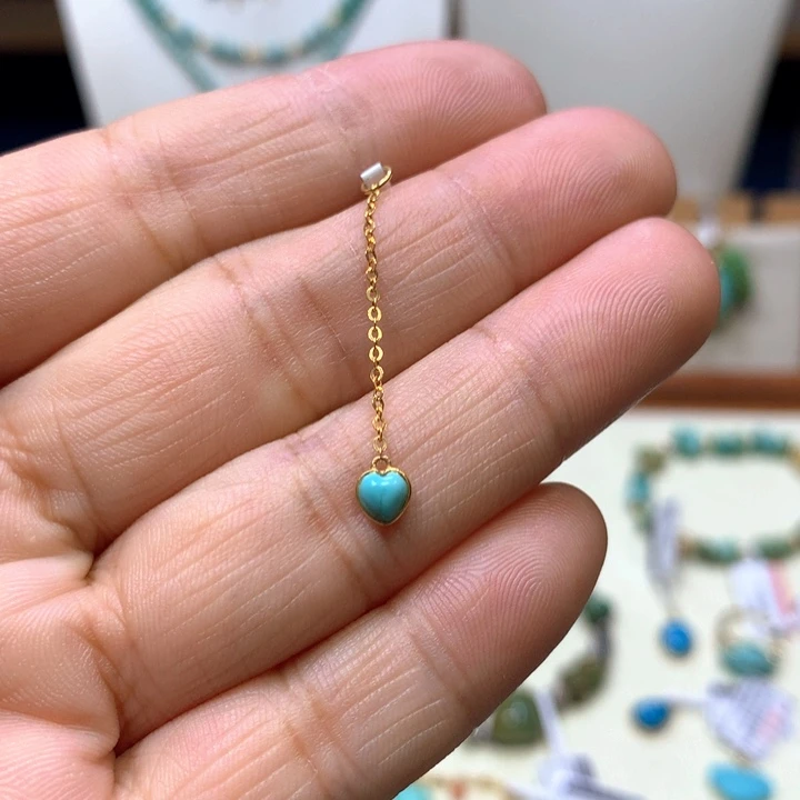 绿松石18K金镶嵌挂件